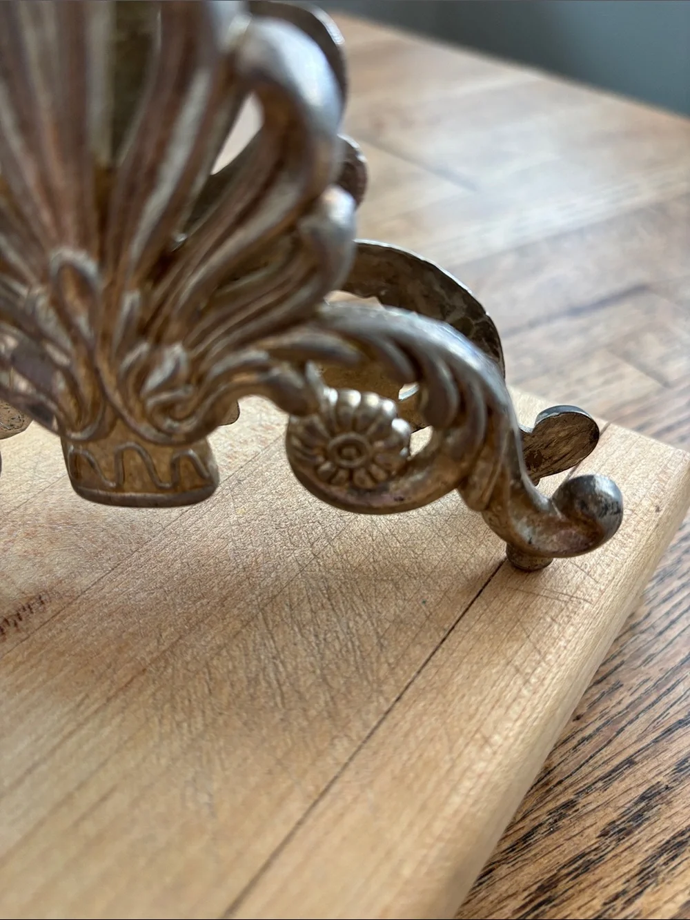 Vintage Silver-plate Decorative Knife Rest or Napkin Holder. Fan Design